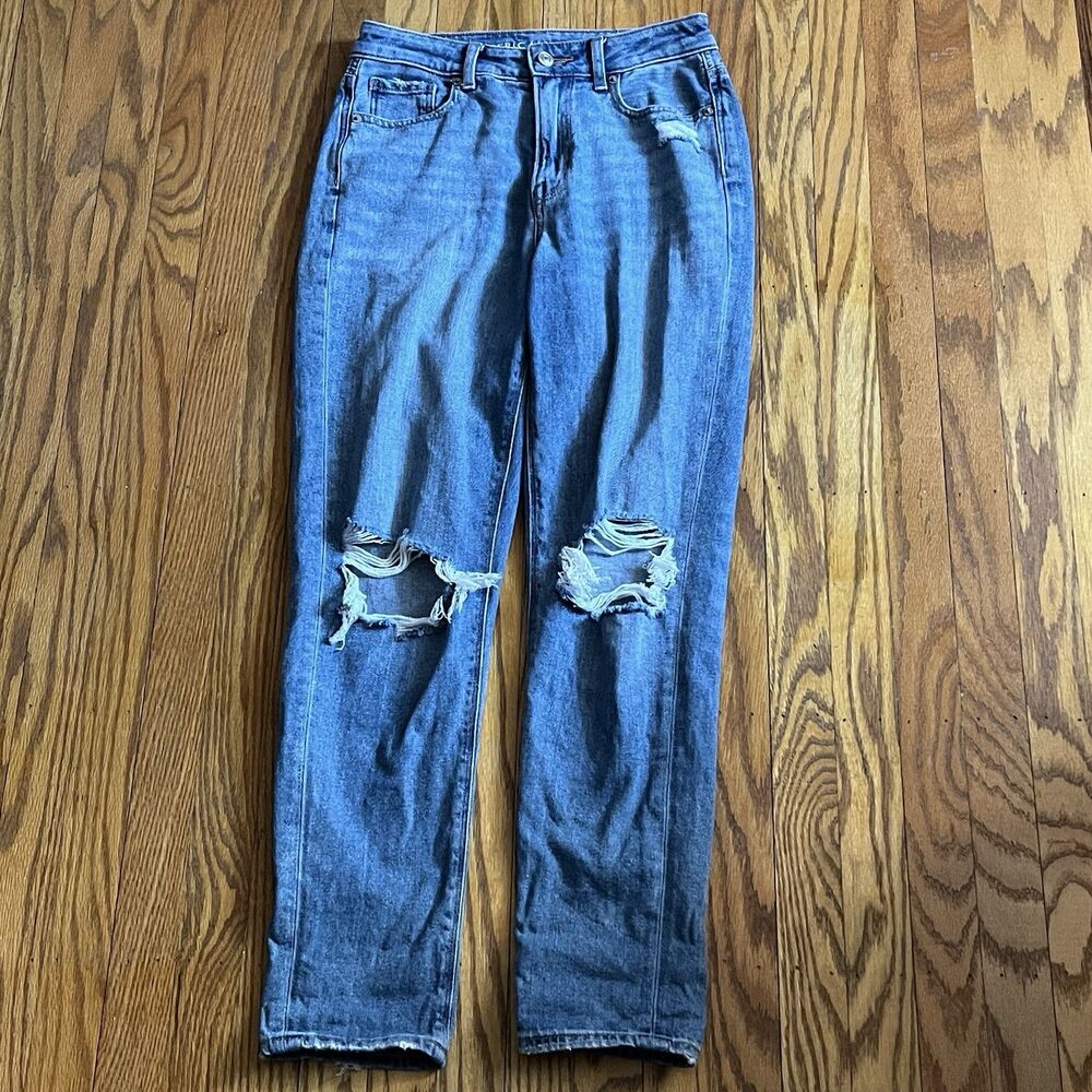 American Eagle Mom Jeans Sz 0 Reg Distress Comfort Stretch Waistband Light Wash